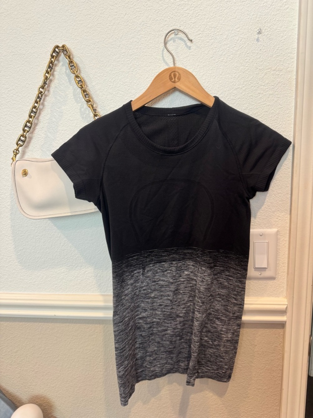 lululemon athletica Black to Gray Ombre Short Sleeve Tee